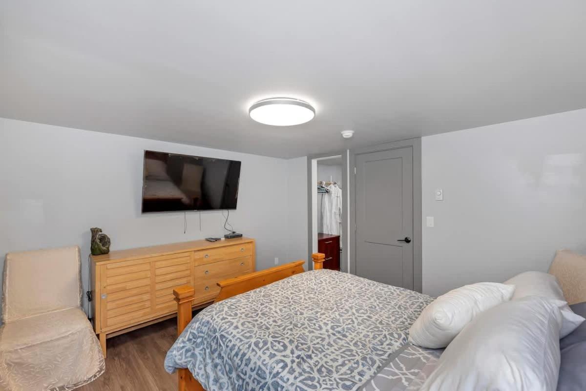 Tranquil Oasis 2 Bedroom Suite With Pool View Victoria Exterior photo